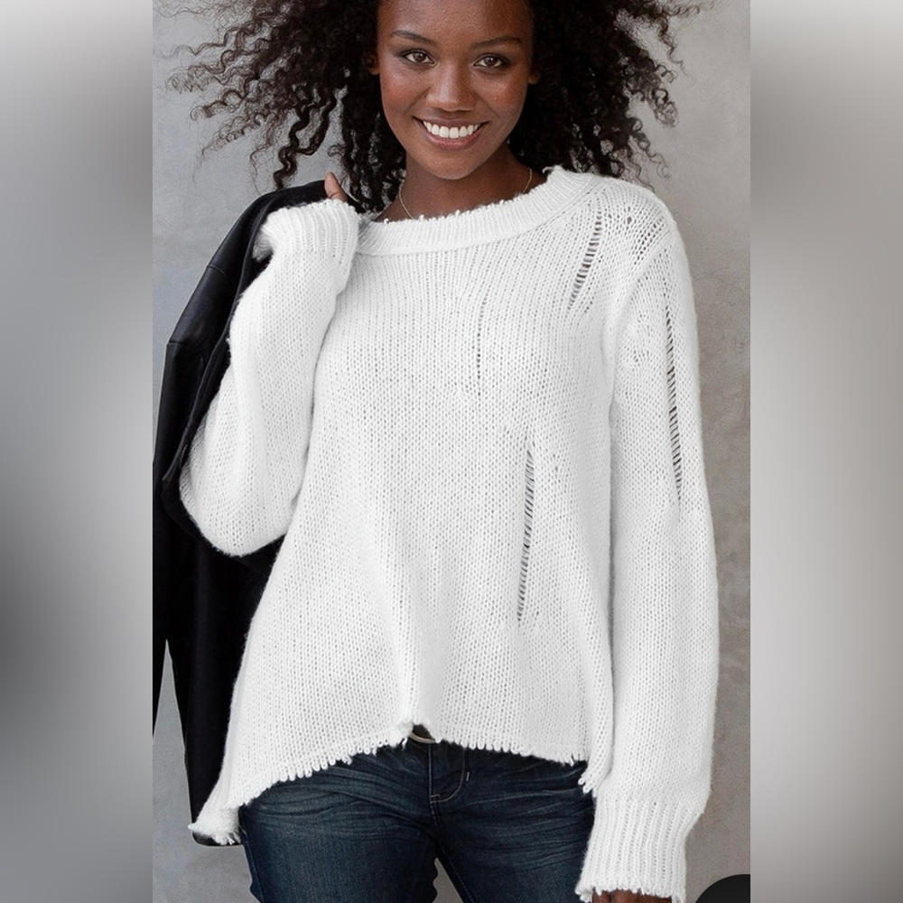 Cozy White Knit Sweater - Picture 3 of 3